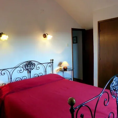 Κατάλυμα σε φάρμα Casas Do Toural *