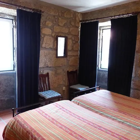 Κατάλυμα σε φάρμα Casas Do Toural