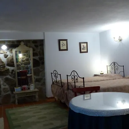 Κατάλυμα σε φάρμα Casas Do Toural