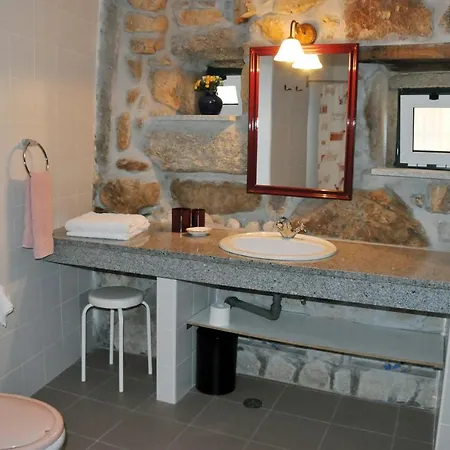 Casas Do Toural Gouveia (Guarda)